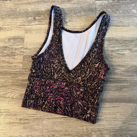 Black Lululemon Power Pivot Tank Top *Everlux Topography Multi - Picture 2 of 5